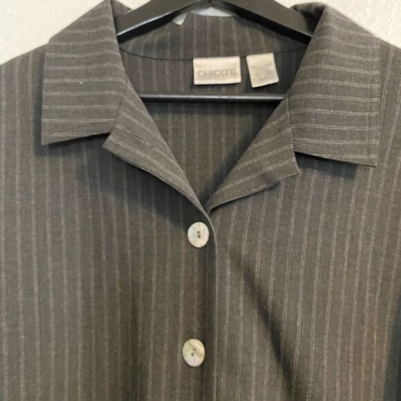 Chico's 3 (XL) Gray Pinstripe Button Up Blazer, Business Casual, Office UB-37 - Picture 5 of 9